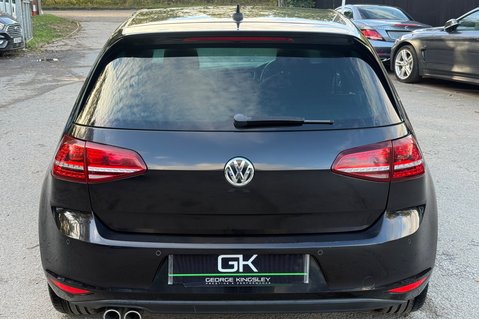 Volkswagen Golf GTD -TWO OWNERS -£20 ROAD TAX -9 SERVICES - ORIGINAL & UNMODIFIED -KEYLESS 8