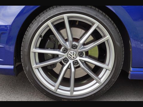 Volkswagen Golf 2.0 TSI BlueMotion Tech R DSG 4Motion Euro 6 (s/s) 5dr 26