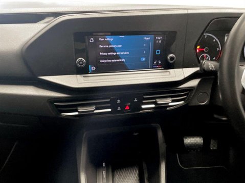 Volkswagen Caddy Maxi 2.0 TDI Life MPV 5dr Diesel DSG Euro 6 (s/s) (122 ps) DAB Radio - Air Con 18