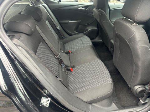 Vauxhall Astra 1.0i Turbo ecoFLEX Tech Line Hatchback 5dr Petrol Manual Euro 6 (s/s) (105 11