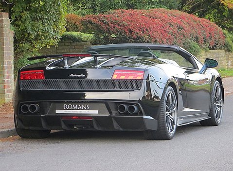 Lamborghini Gallardo LP 570-4 Performante Spyder 3