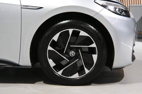 Volkswagen ID.3 Pro Performance 58kWh Life Auto 5dr 93