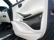 Aston Martin DBX 707 13