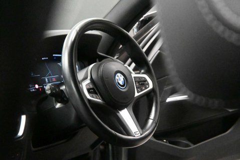 BMW 3 Series 2.0 330e M Sport Professional Edition Auto 5dr 4
