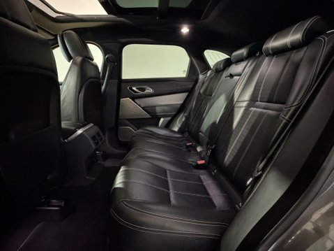 Land Rover Range Rover Velar R-DYNAMIC HSE 21