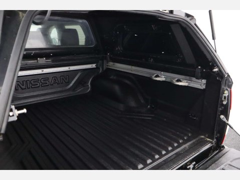 Nissan Navara 2.3 Navara Tekna dCi Auto 4WD 5dr 29
