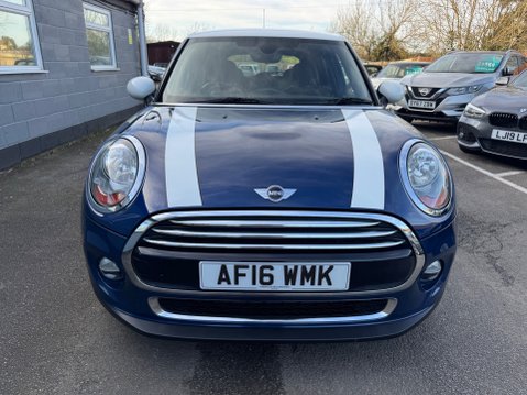Mini Hatch COOPER 3