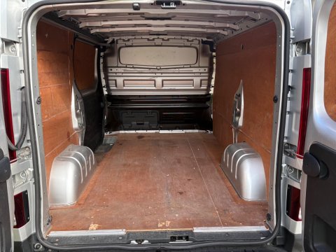 Renault Trafic SL28 SPORT ENERGY DCI 4