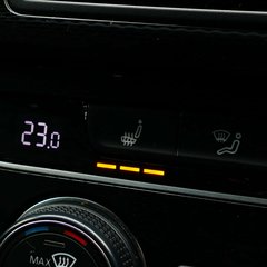 Volkswagen Golf 2.0 Golf GTD Semi-Auto 5dr 1