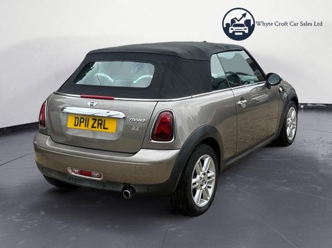 Mini Convertible 1.6 Cooper Euro 5 (s/s) 2dr 7