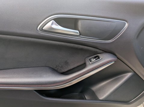 Mercedes-Benz CLA Class 2.1 CLA220 CDI AMG Sport Coupe 7G-DCT Euro 6 (s/s) 4dr 28
