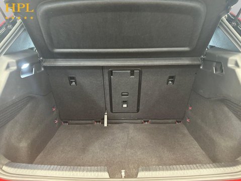 Volkswagen ID.3 Pro S 77kWh Hatchback 5dr Electric Auto (4 Seat) (204 ps) 21