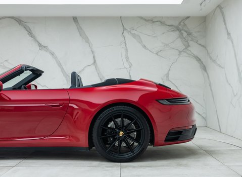 Porsche 911 Carrera CABRIOLET (992) 33