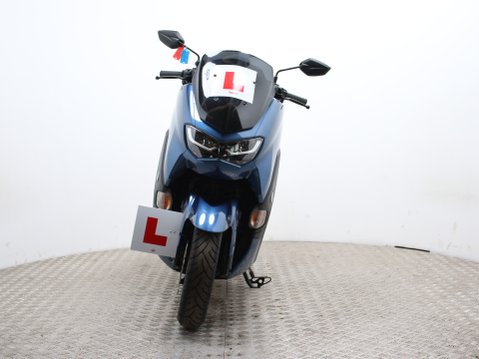 Yamaha Nmax 125 GPD125-A ABS 10