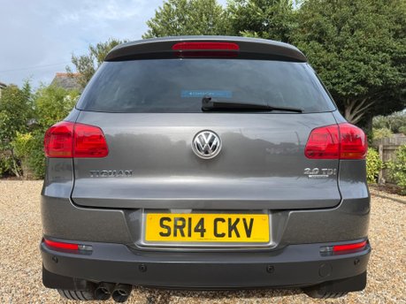 Volkswagen Tiguan 2.0 TDI BlueMotion Tech Match DSG 4WD Euro 5 (s/s) 5dr 9
