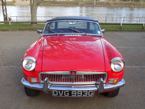 MG MGB MKII ROADSTER 27