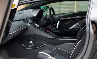 Lamborghini Aventador SV LP 750-4 Coupe 15