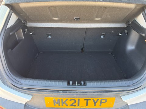 Kia Stonic 2 **10,841 MILES** 43