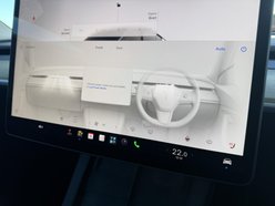 Tesla Model Y (Dual Motor) Long Range SUV 5dr Electric Auto 4WDE (384 bhp) 45