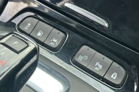 Vauxhall Grandland X 1.6 13.2kWh Business Edition Nav Premium SUV 5dr Petrol Plug-in Hybrid Auto 40