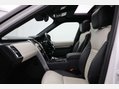 Land Rover Discovery 3.0 Discovery R-Dynamic SE D MHEV Auto 4WD 5dr 39