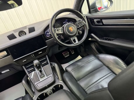 Porsche Cayenne 4.0 Cayenne T S E-Hybrid Auto 4WD 5dr 68