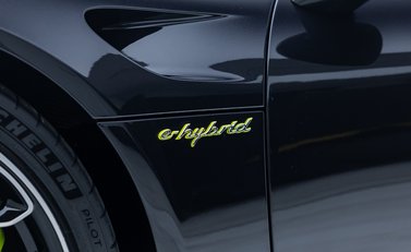 Porsche 918 Spyder 40
