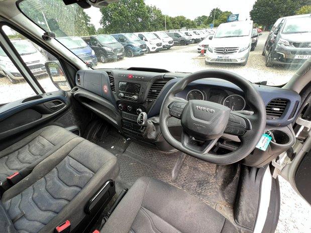 Iveco Daily Luton AUTO (SOLD) MWB L2 350 EURO 6 NO VAT 25