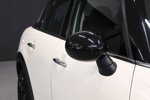 Mini Hatch 1.5 Cooper Auto 5dr 38