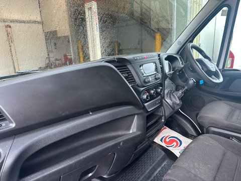 Iveco Daily 35S14B LUTON 14