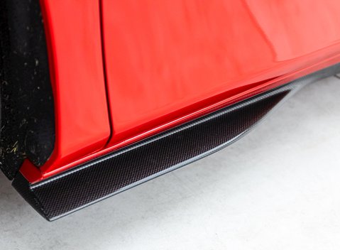 Ferrari F8 Tributo Spider 34