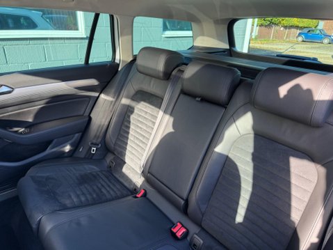 Volkswagen Passat 1.8 TSI GT Estate 5dr Petrol DSG Euro 6 (s/s) (180 ps) 28