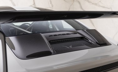 Porsche 911 (991.2) GT2 RS Weissach 31