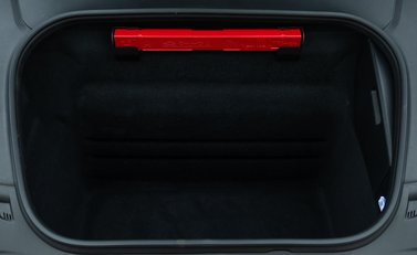 Porsche 911 GT3 TOURING (992) 39