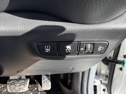 Kia Picanto X-LINE S 48