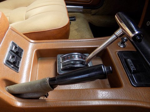 Reliant Scimitar GTE SE6a 14