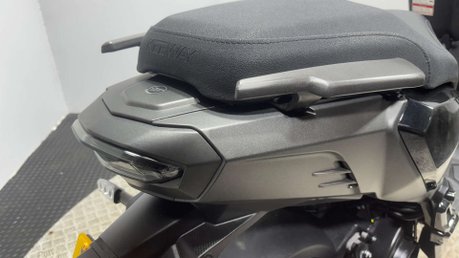 Keeway Fact 2025 2K VERY CLEAN 125CC LEARNER SCOOTER RIDES GREAT 12