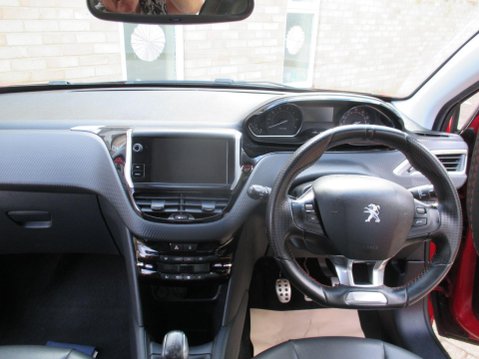 Peugeot 208 1.2 PureTech GT Line Euro 6 (s/s) 5dr 14