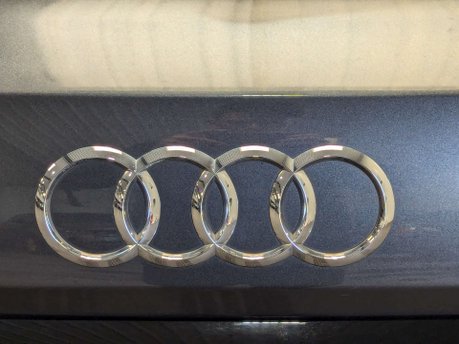 Audi Q7 3.0 Q7 Black Edition 55 TFSI MHEV Quattro Auto 4WD 5dr 32