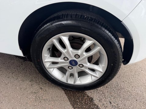 Ford Fiesta 1.25 Zetec Euro 5 3dr 16