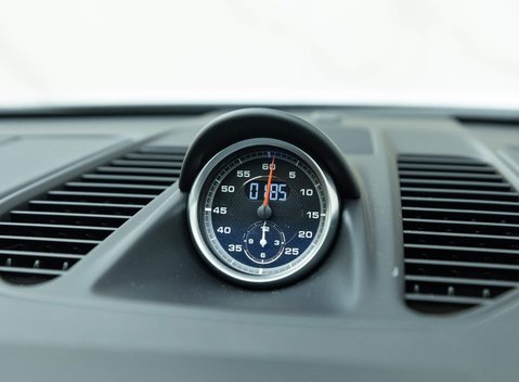 Porsche 911 Carrera 4 GTS (991.2) 15