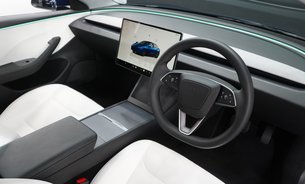 Tesla Model 3 LONG RANGE RWD TOW BAR WHITE INTERIOR GROK AI VENTILATED SEATS 1 OWNER VATQ 2
