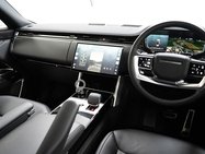 Land Rover Range Rover 3.0 D300 MHEV HSE SUV 5dr Diesel Auto 4WD Euro 6 (s/s) (300 ps) 6