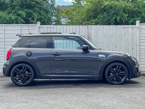 Mini Hatch 2.0 Cooper S Sport Hatchback 3dr Petrol Steptronic Euro 6 (s/s) (192 ps) 6
