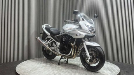 Suzuki Bandit 2005 18K NEW MOT IDEAL FIRST BIG BIKE A2 650CC COMMUTER BIKE 2