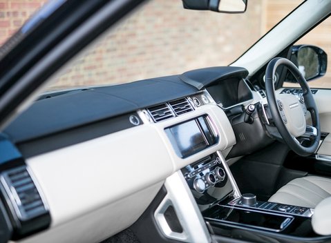 Land Rover Range Rover 4.4 SDV8 Autobiography 19