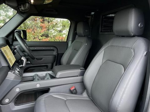Land Rover Defender 90 3.0 D250 MHEV HARDTOP SUV AUTO 4WD EURO 6 3DR 12