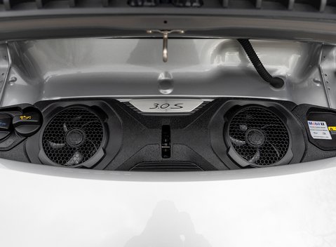 Porsche 911 Carrera 4S (992) 29