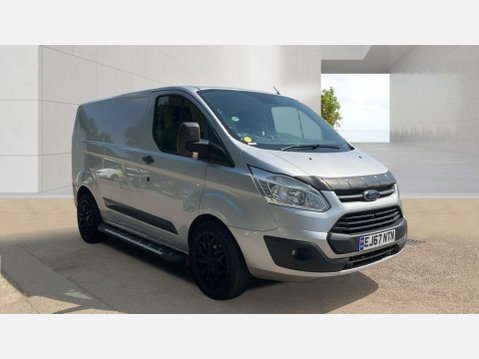 Ford Transit Custom 2.0 TDCi 270 Trend Panel Van 5dr Diesel Manual L1 H1 (157 g/km, 104 bhp) 1