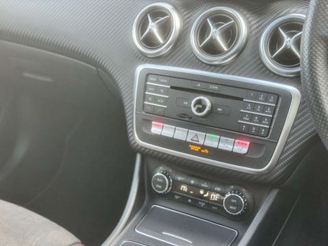 Mercedes-Benz A Class 1.6 A200 AMG Line (Premium Plus) Hatchback 5dr Petrol 7G-DCT Euro 6 (s/s) ( 37